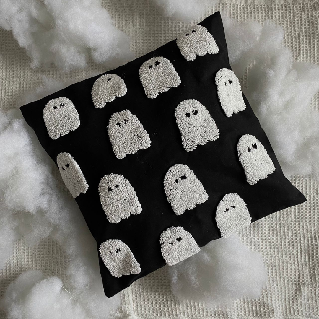 Halloween throw pillow cover, tufted accent pillow – Trendy Drop 2025 Edition