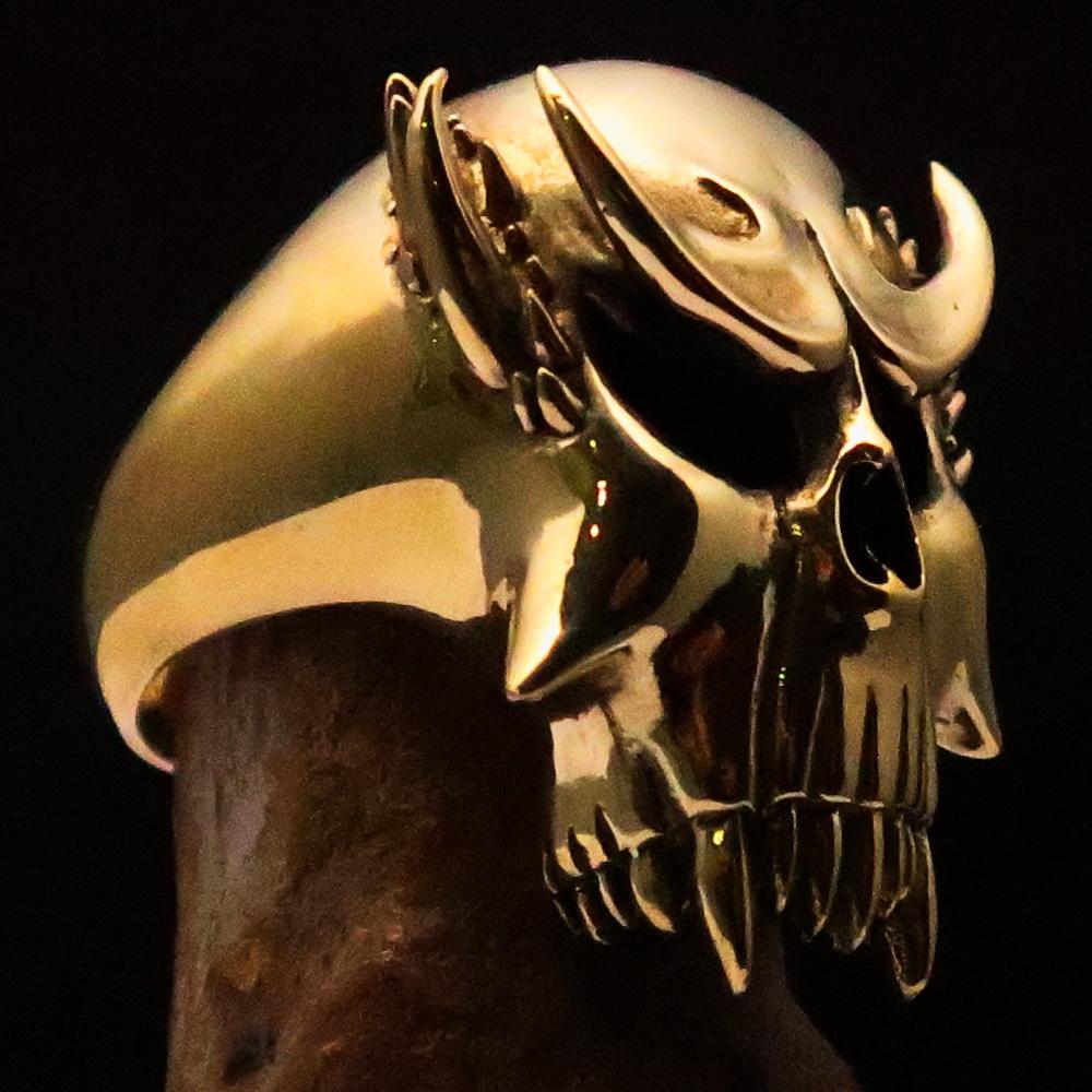 Excellent crafted Men's Brass Warlord Biker Ring Vampire Skull