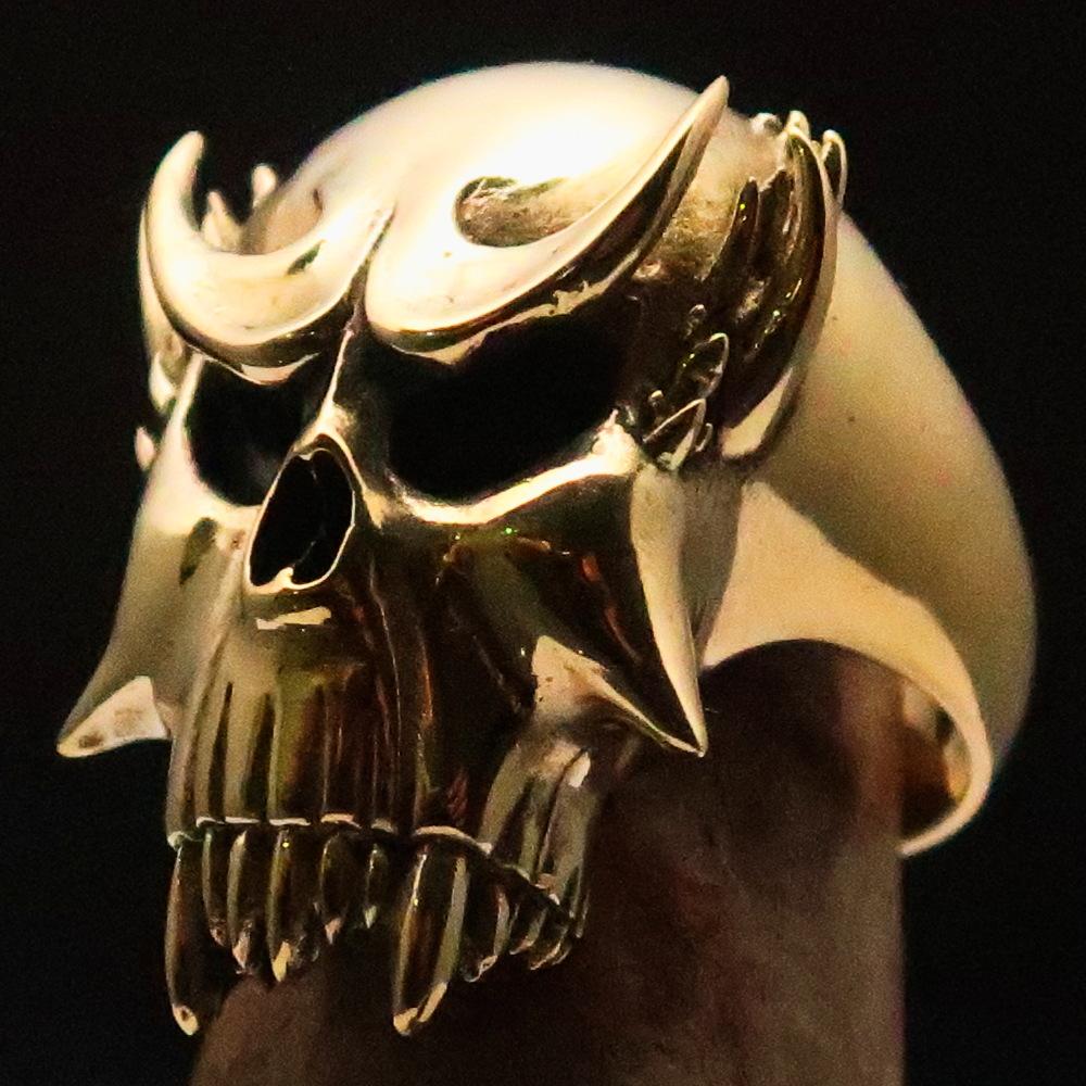 Excellent crafted Men's Brass Warlord Biker Ring Vampire Skull