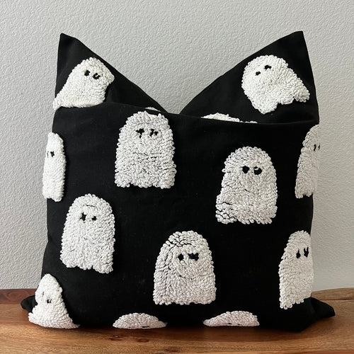 Halloween throw pillow cover, tufted accent pillow – Trendy Drop 2025 Edition