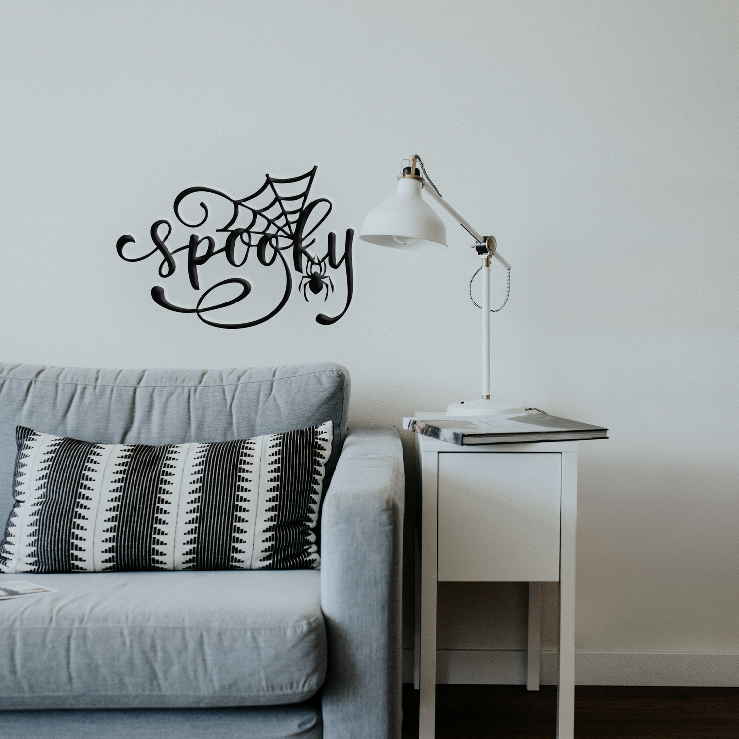 Metal Signs & Haunting Wall Decor