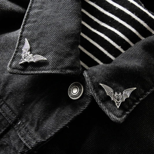 2pcs Bat Enamel Pins Gothic Punk Witch Halloween Brooch Collar Badge