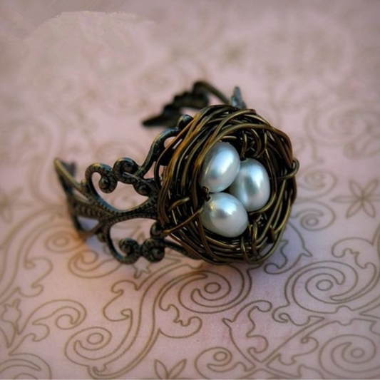 Bird's Nest Ring in Old Gold | Vintage | Adjustable Size
